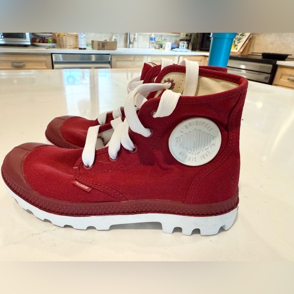 Palladium Blanc Hi 72886606 Vapor Rio Red Hiking Canva Boots mens 3.5/5 women’s